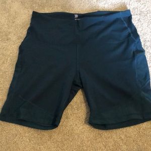 Woman’s biker short👗